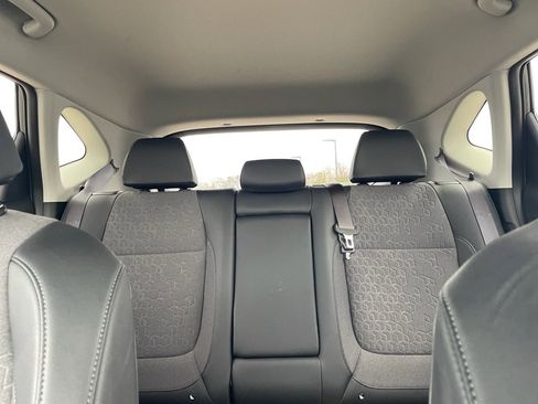 Used 2024 Kia Seltos S image 16