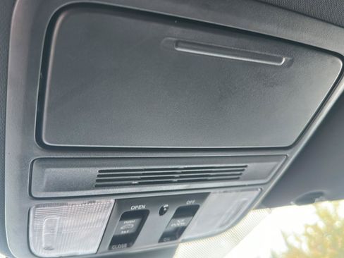 Used 2025 Honda Odyssey Sport-L image 15