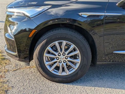 Used 2023 Buick Enclave Essence w/ LPO, Floor Liner Package image 10
