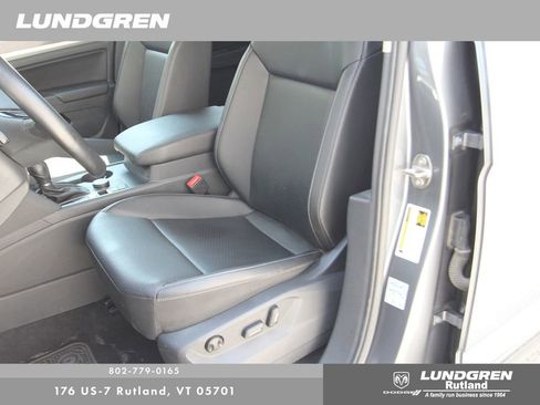 Used 2018 Volkswagen Atlas SE AWD/4WD image 18