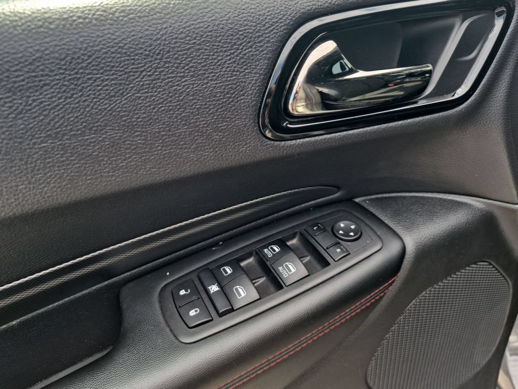 Used 2025 Dodge Durango GT RWD image 14