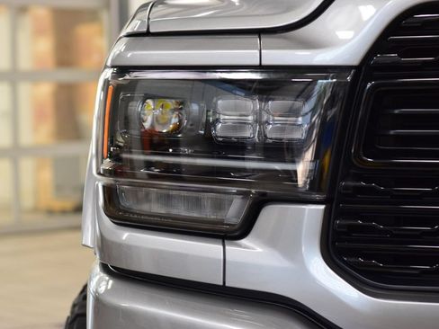 Used 2022 RAM 2500 Limited AWD/4WD image 12