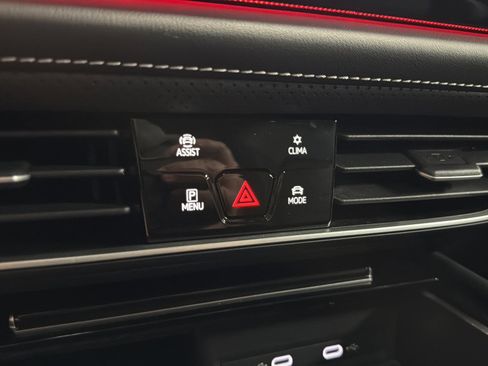 Certified 2025 Volkswagen Atlas SEL image 29