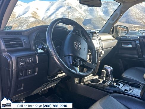 Used 2017 Toyota 4Runner TRD Off-Road Premium image 17