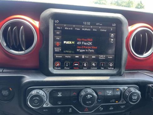 Used 2020 Jeep Gladiator Rubicon AWD/4WD image 26