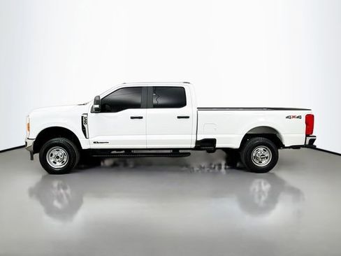 Used 2023 Ford F350 XL w/ XL Chrome Package image 4