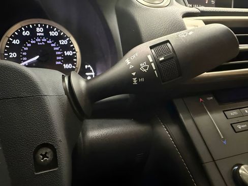 Used 2016 Lexus IS 200t RWD image 21