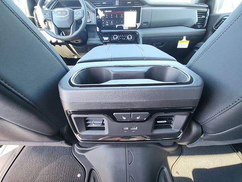 New 2026 GMC Sierra 1500 AT4 image 32