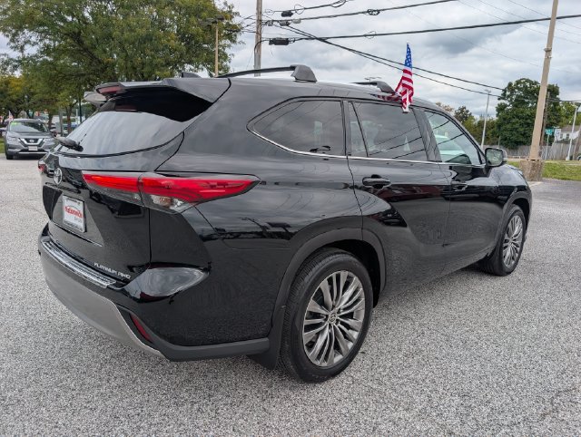 Used 2021 Toyota Highlander Platinum AWD/4WD image 5
