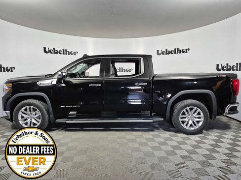 Used 2022 GMC Sierra 1500 SLT w/ SLT Premium Package AWD/4WD image 5
