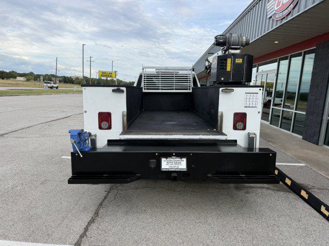 Used 2021 GMC Sierra 3500 4x4 Crew Cab w/ Convenience Package image 16