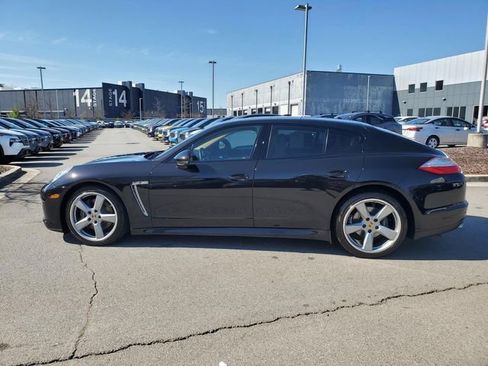 Used 2013 Porsche Panamera 4 Platinum Edition image 9