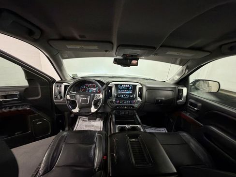 Used 2018 GMC Sierra 1500 SLT AWD/4WD image 18