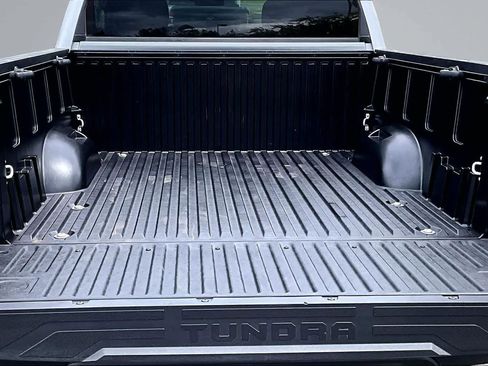 Used 2022 Toyota Tundra SR5 AWD/4WD image 19