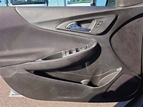 Used 2024 Chevrolet Malibu LT image 17