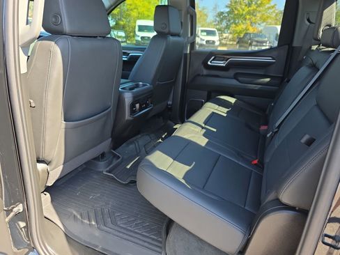 Used 2025 Chevrolet Silverado 1500 RST AWD/4WD image 28