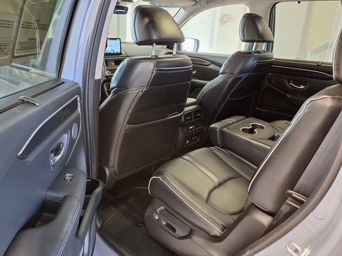 Used 2024 Honda Pilot Elite image 19