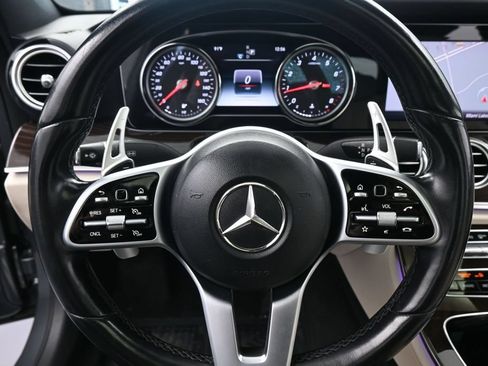 Used 2019 Mercedes-Benz E 300 image 18