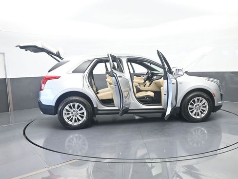 Used 2019 Cadillac XT5 FWD image 70