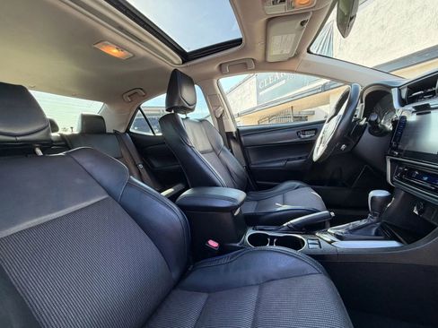 Used 2017 Toyota Corolla SE image 14