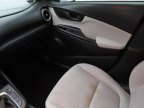 Used 2023 Hyundai Kona SEL FWD image 19