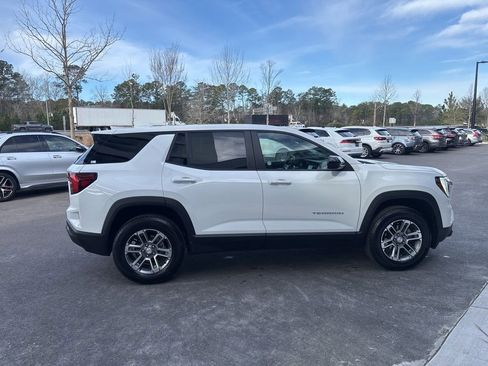 Used 2025 GMC Terrain Elevation AWD/4WD image 7