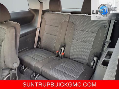 Used 2023 GMC Acadia SLE w/ Driver Convenience Package image 30