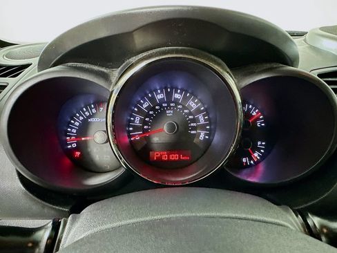 Used 2011 Kia Soul + w/ Audio Pkg FWD image 12