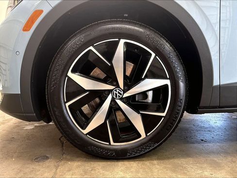 Used 2023 Volkswagen ID.4 Pro S AWD/4WD image 36