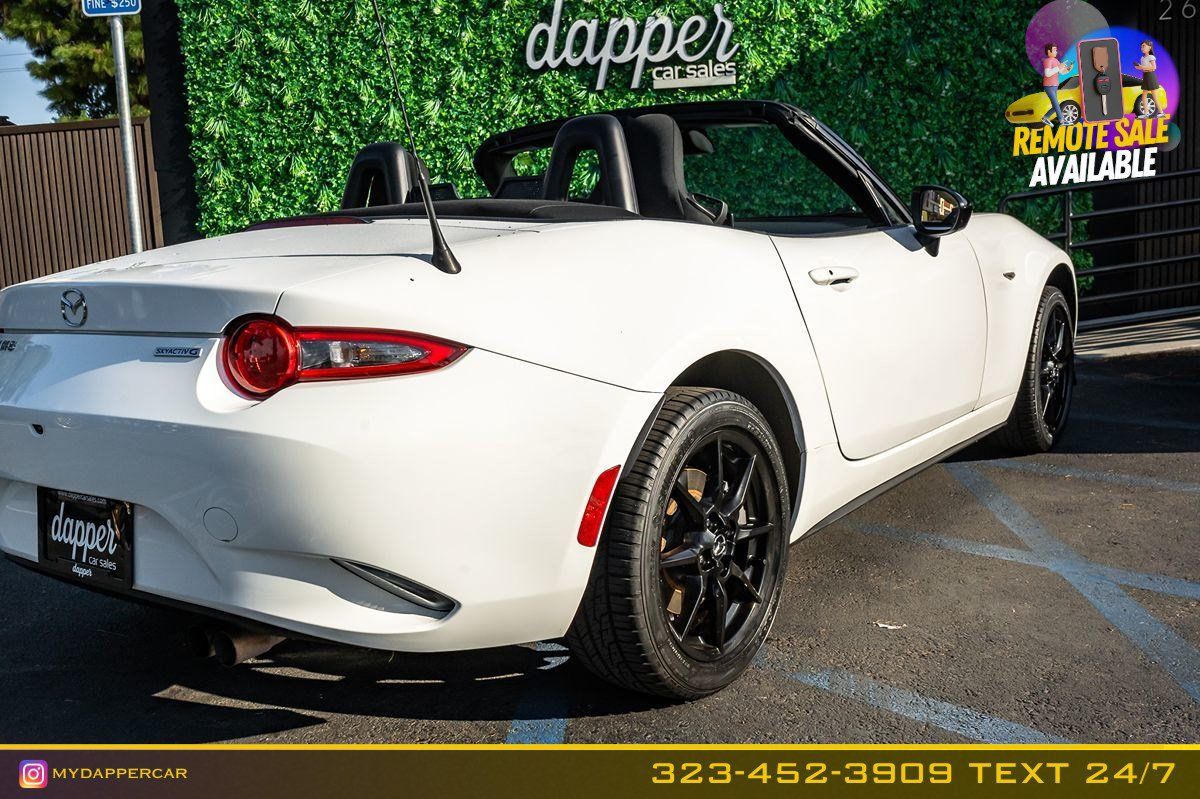 Used 2021 MAZDA MX-5 Miata Sport RWD image 5