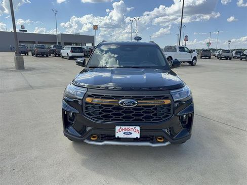 Used 2026 Ford Explorer Tremor w/ Tremor Convenience Package AWD/4WD image 3