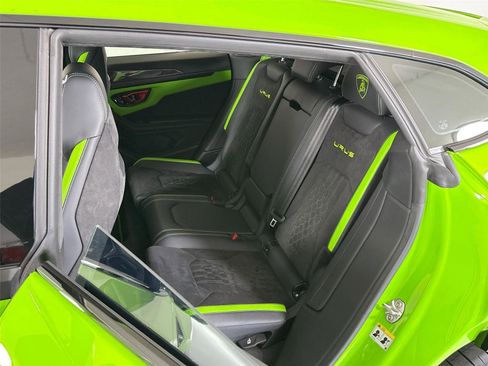 Used 2024 Lamborghini Urus S image 26