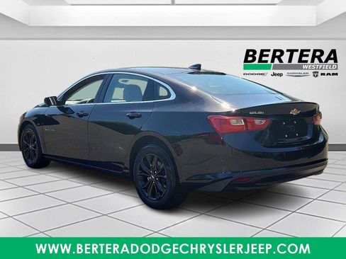 Used 2025 Chevrolet Malibu LT FWD image 4
