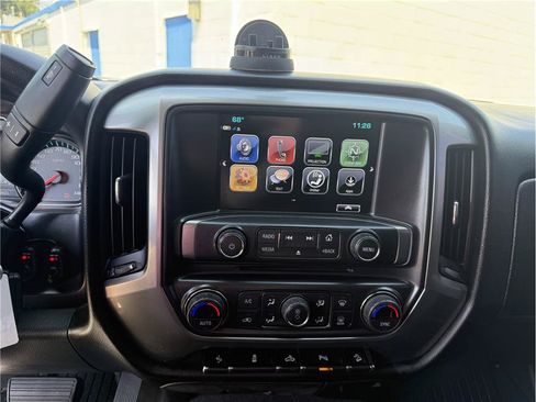 Used 2018 Chevrolet Silverado 1500 LT w/ All Star Edition AWD/4WD image 21