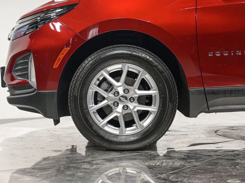 Used 2023 Chevrolet Equinox LT AWD/4WD image 3