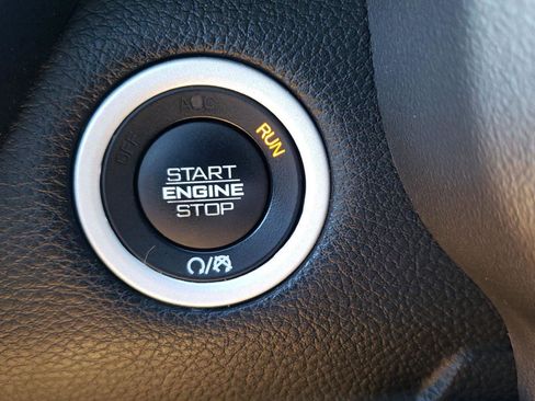 Used 2021 RAM 1500 Big Horn image 21