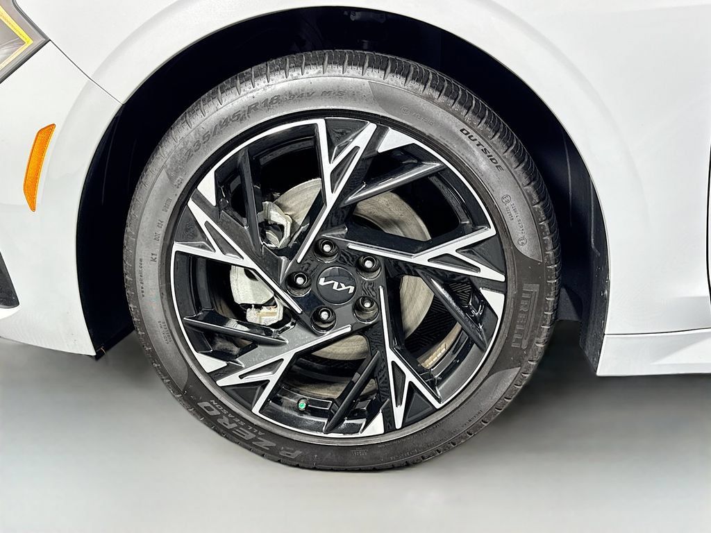 Used 2025 Kia K5 GT-Line w/ GT-Line Premium Package AWD/4WD image 39