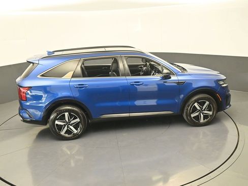 Used 2021 Kia Sorento EX w/ Panoramic Sunroof Package image 57