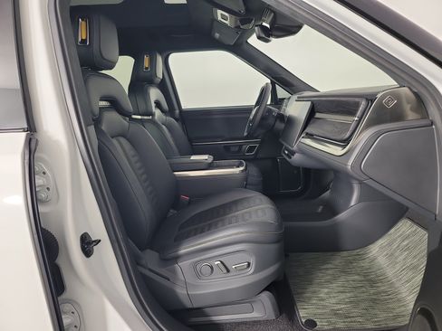 Used 2023 Rivian R1S Launch Edition Quad AWD/4WD image 24
