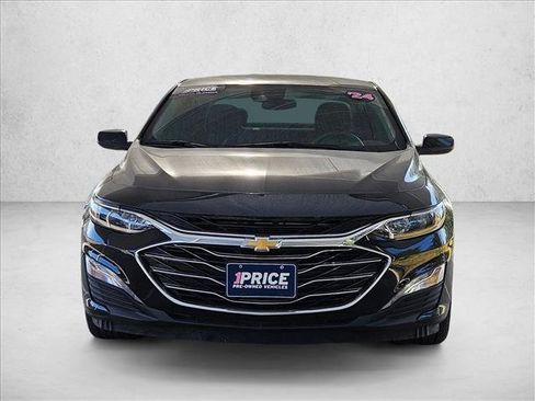 Used 2024 Chevrolet Malibu LT FWD image 2