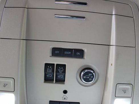 Used 2018 GMC Yukon XL Denali image 20