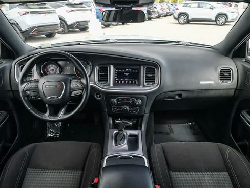 Used 2022 Dodge Charger SXT w/ Cold Weather Package RWD image 15