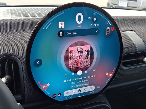 Used 2025 MINI Cooper S image 18