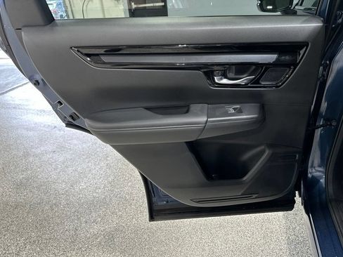 Used 2025 Honda CR-V EX-L image 13