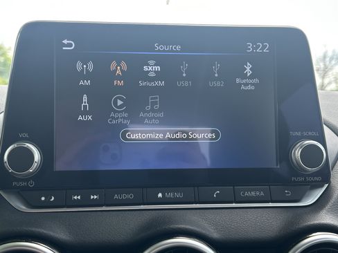 Used 2025 Nissan Sentra SV FWD image 13