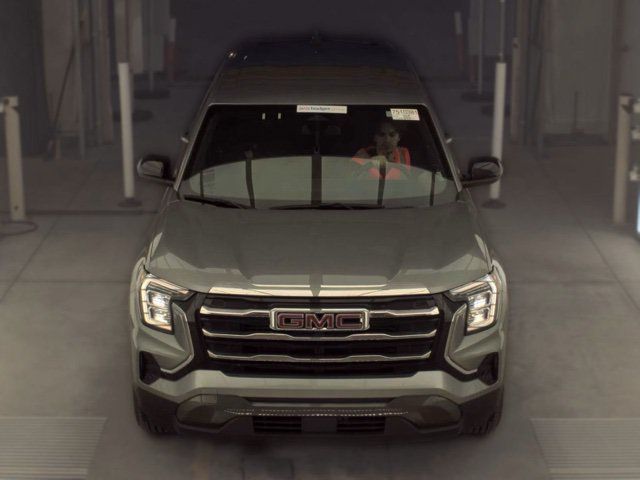 Used 2026 GMC Terrain Elevation FWD image 2