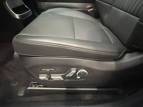 New 2026 Hyundai Ioniq 9 Calligraphy image 10