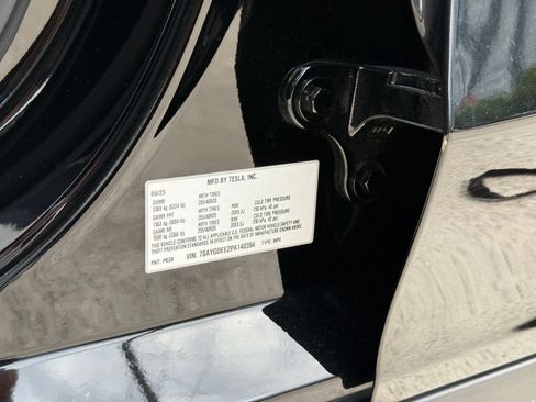 Used 2023 Tesla Model Y Long Range AWD/4WD image 34