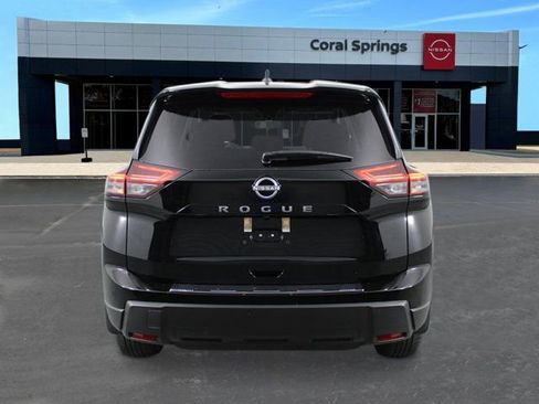 New 2026 Nissan Rogue SV w/ Cold Weather Package FWD image 4