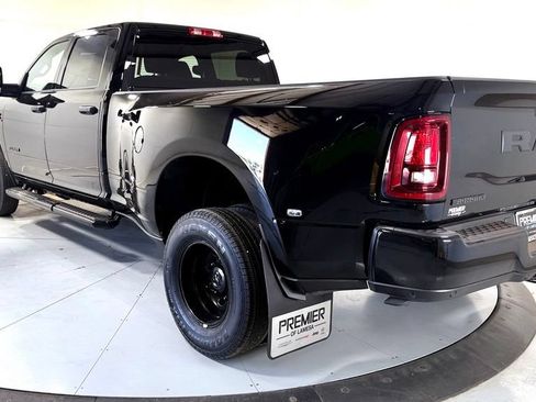 New 2026 RAM 3500 Big Horn AWD/4WD image 7